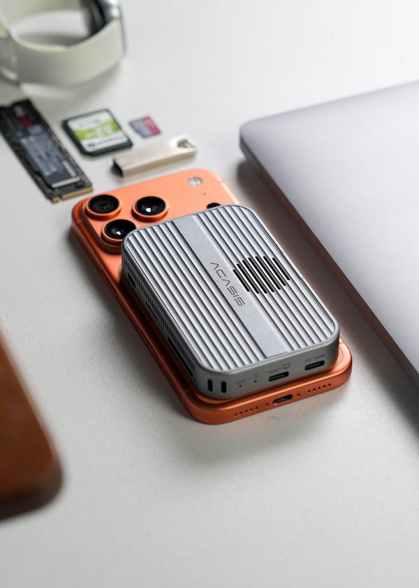 Acasis 10Gbps Magnetic Docking Station & SSD Enclosure for iPhone 17/16 Series